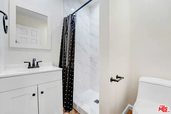 Bathroom 2 (Primary)