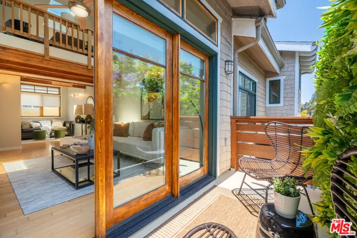 2411 4th Street 2, Santa Monica, California 90405
