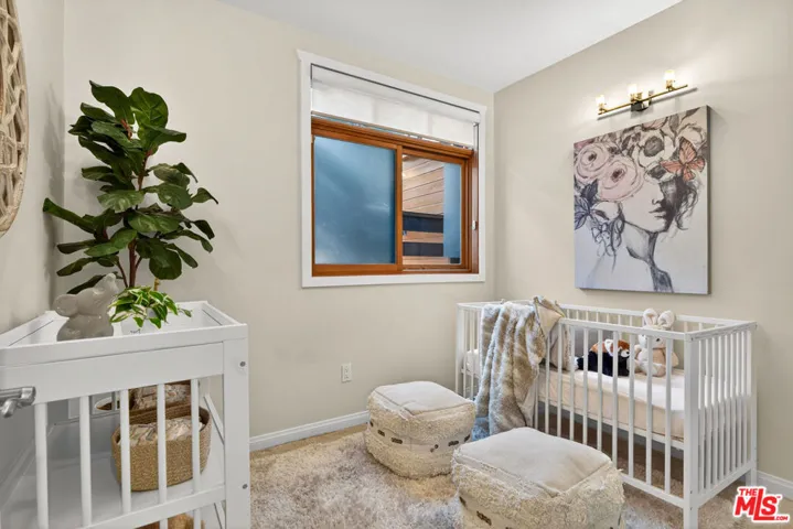 2411 4th Street 2, Santa Monica, California 90405