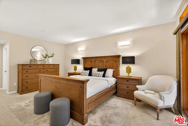 2411 4th Street 2, Santa Monica, California 90405