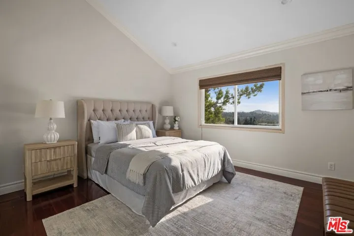4927 Alatar Drive, Woodland Hills, California 91364