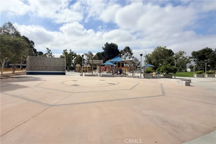 10 E Trenton, Irvine, California 92620