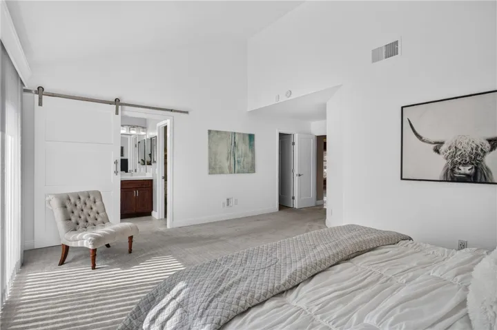 10 E Trenton, Irvine, California 92620