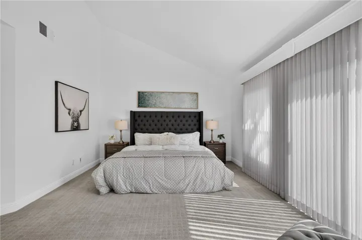 10 E Trenton, Irvine, California 92620