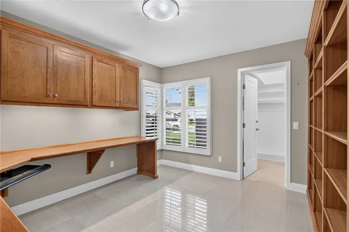 10 E Trenton, Irvine, California 92620