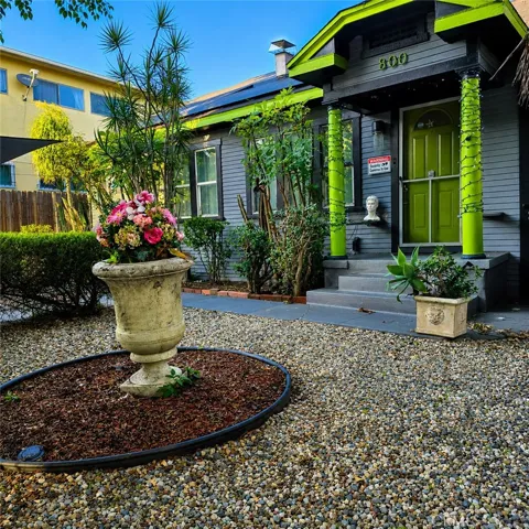 800 N Hobart, Los Angeles, California 90029