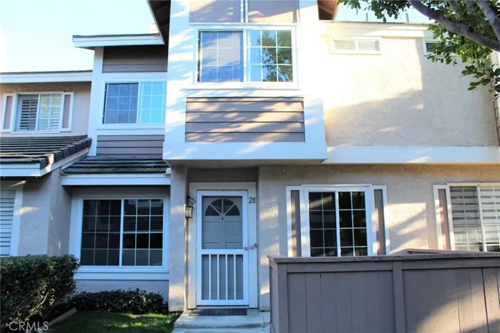 28 Christamon South 28, Irvine, California 92620