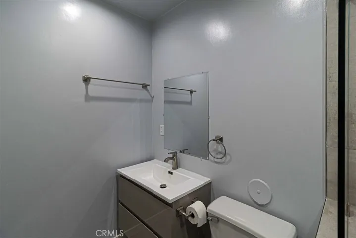 HALL WAY BATHROOM.