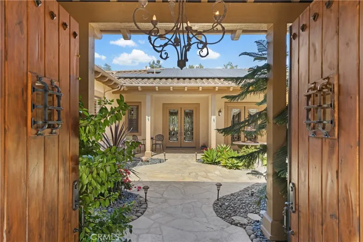 3349 Mendenaro Court, Fallbrook, California 92028
