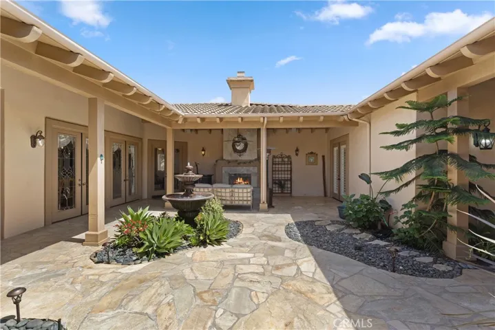3349 Mendenaro Court, Fallbrook, California 92028