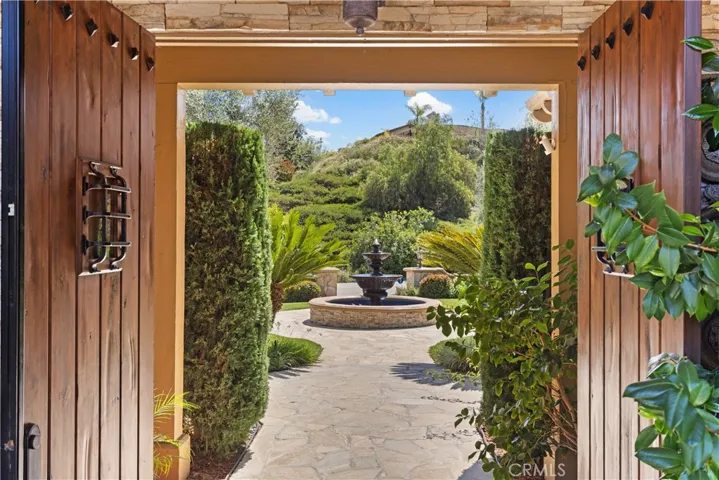 3349 Mendenaro Court, Fallbrook, California 92028