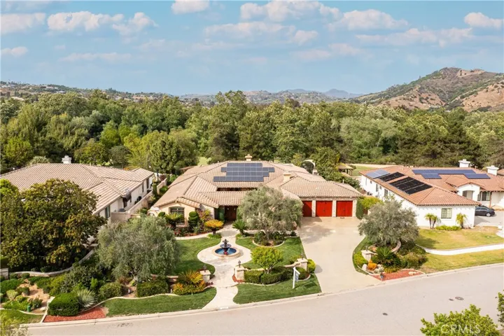 3349 Mendenaro Court, Fallbrook, California 92028