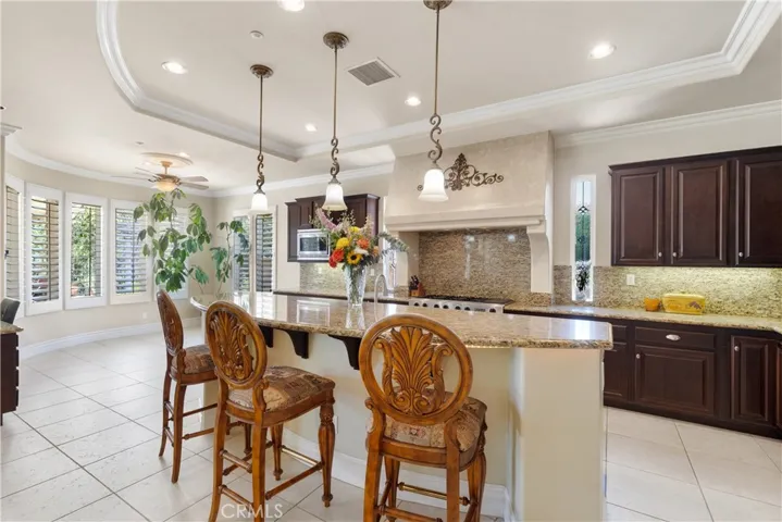 3349 Mendenaro Court, Fallbrook, California 92028