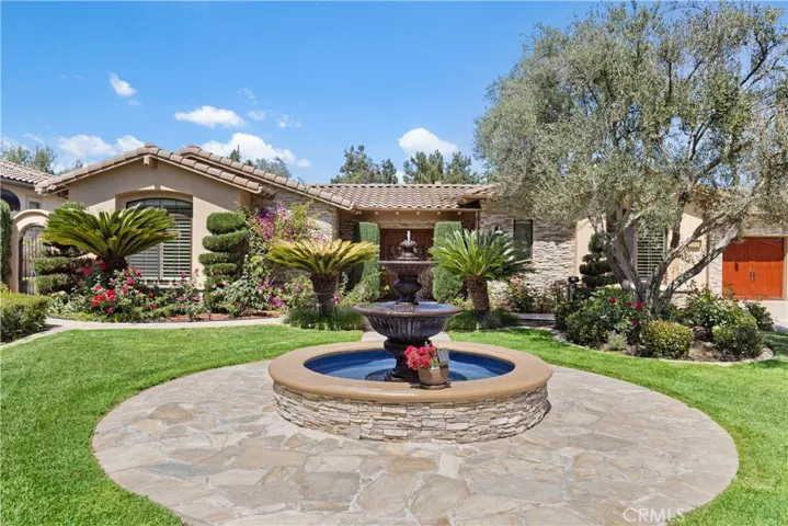 3349 Mendenaro Court, Fallbrook, California 92028