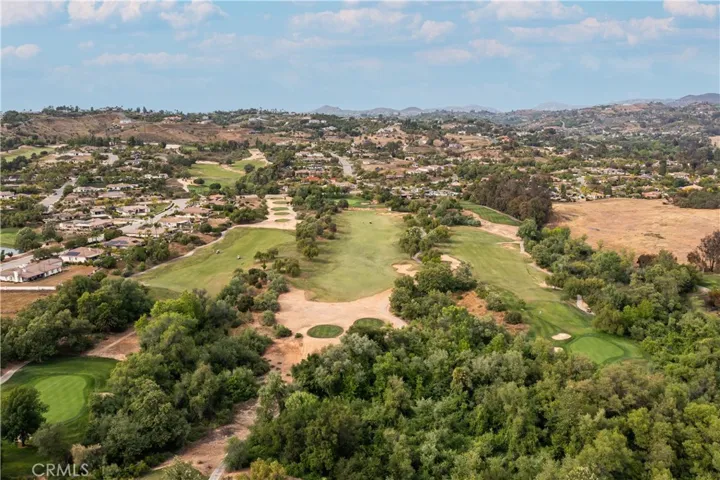 3349 Mendenaro Court, Fallbrook, California 92028