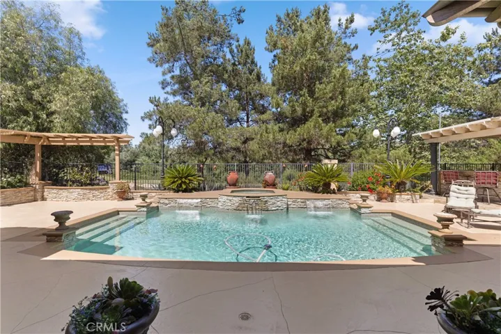 3349 Mendenaro Court, Fallbrook, California 92028