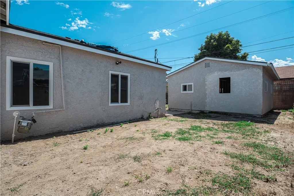 16213 S Thorson, Compton, California 90221 — photo 5
