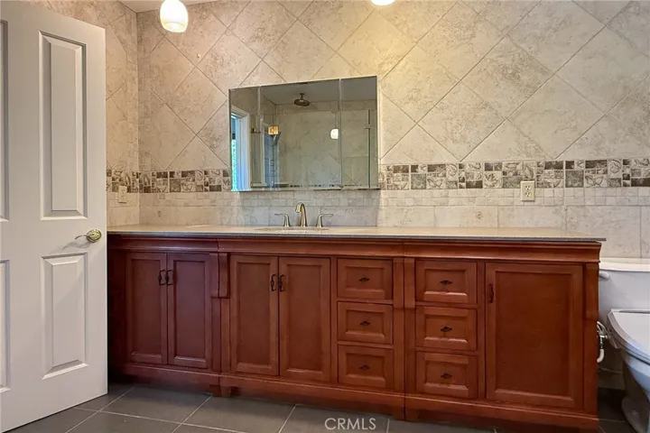 Vanity area is plumbed for dual sinks