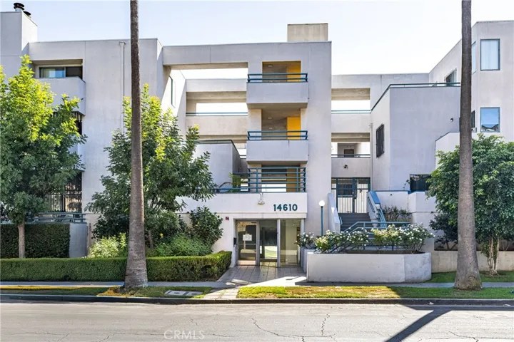 14610 Erwin 212, Van Nuys, California 91411