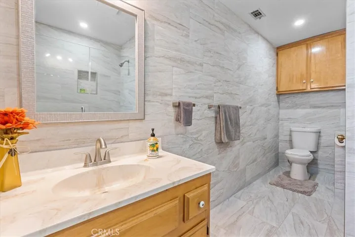 298 Weisshorn, Crestline, California 92325