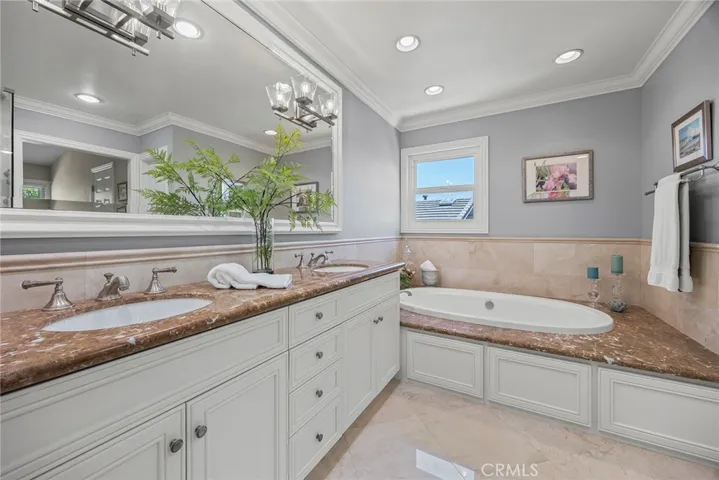 6632 E Leafwood Drive, Anaheim Hills, California 92807