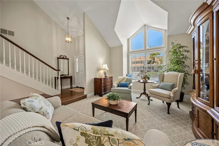 6632 E Leafwood Drive, Anaheim Hills, California 92807