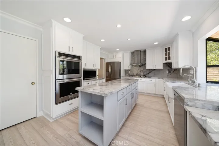12611 Hillside, Moorpark, California 93021