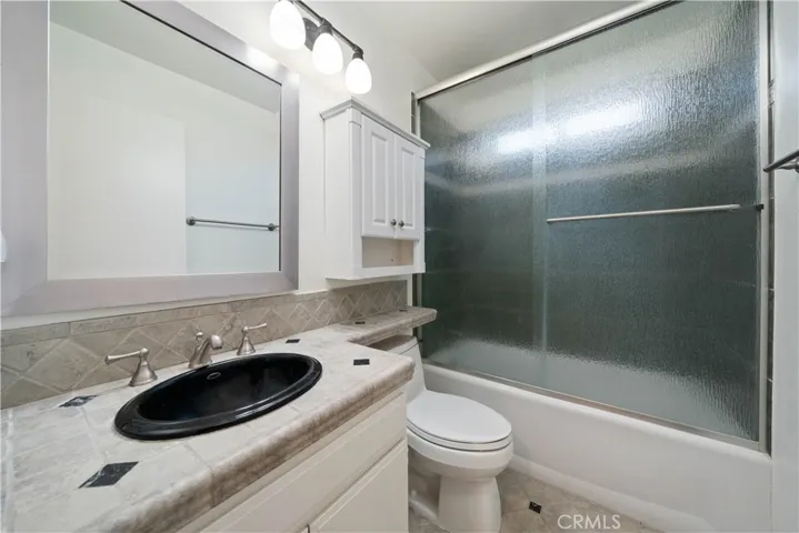 12611 Hillside, Moorpark, California 93021