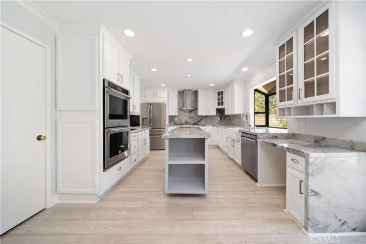 12611 Hillside, Moorpark, California 93021