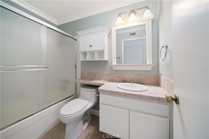 12611 Hillside, Moorpark, California 93021