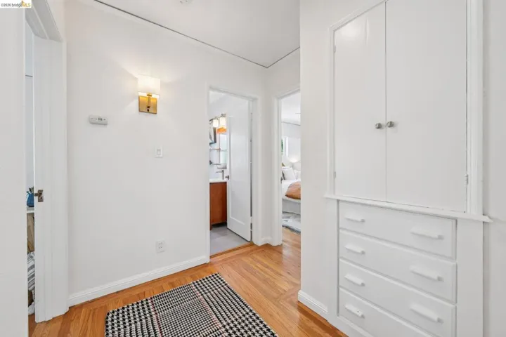 264 Marlow Drive, Oakland, California 94605