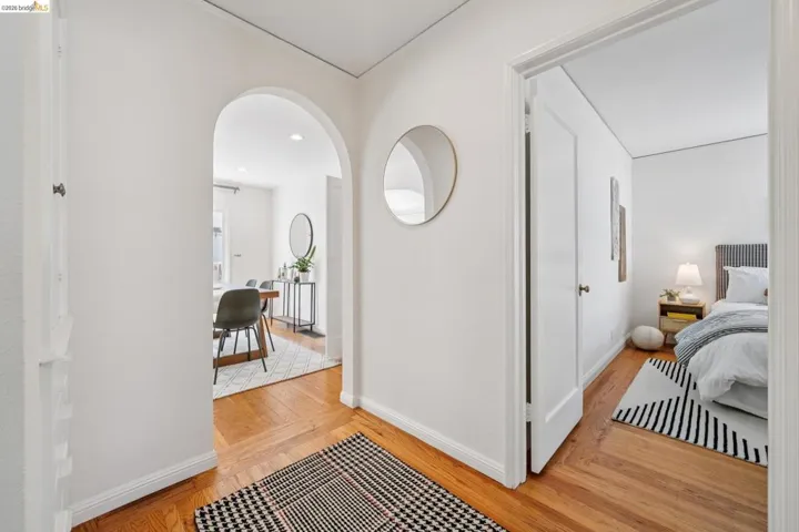 264 Marlow Drive, Oakland, California 94605