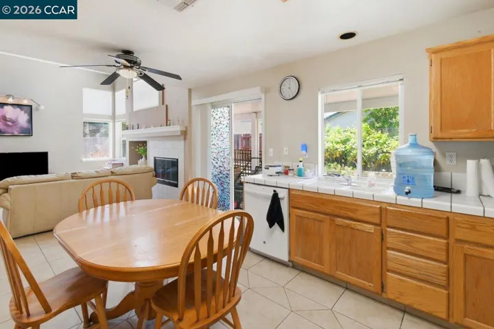 897 Sapphire Cir, Vacaville, California 95687