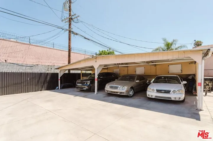 623 E 87th Street, Los Angeles, California 90002