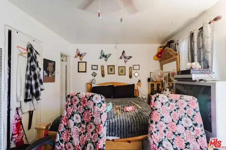 623 E 87th Street, Los Angeles, California 90002