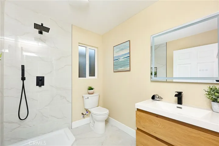 5571 Central Avenue, Riverside, California 92504