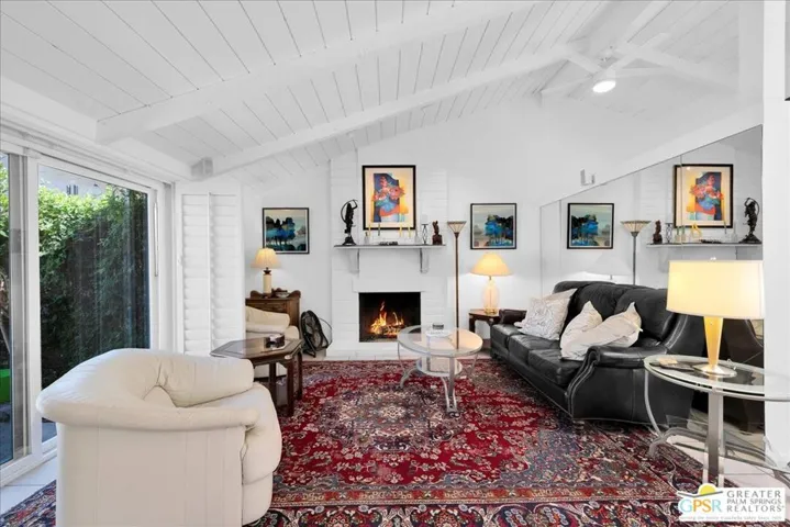 2330 Miramonte Circle C, Palm Springs, California 92264
