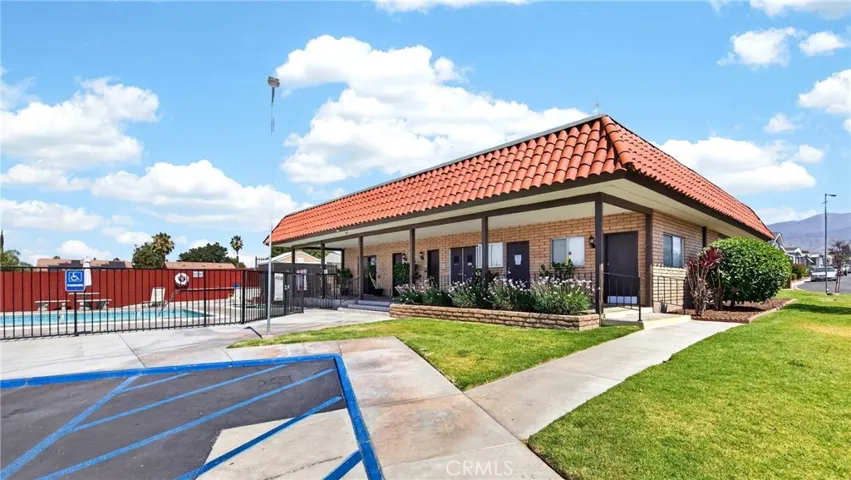 Clubhouse.