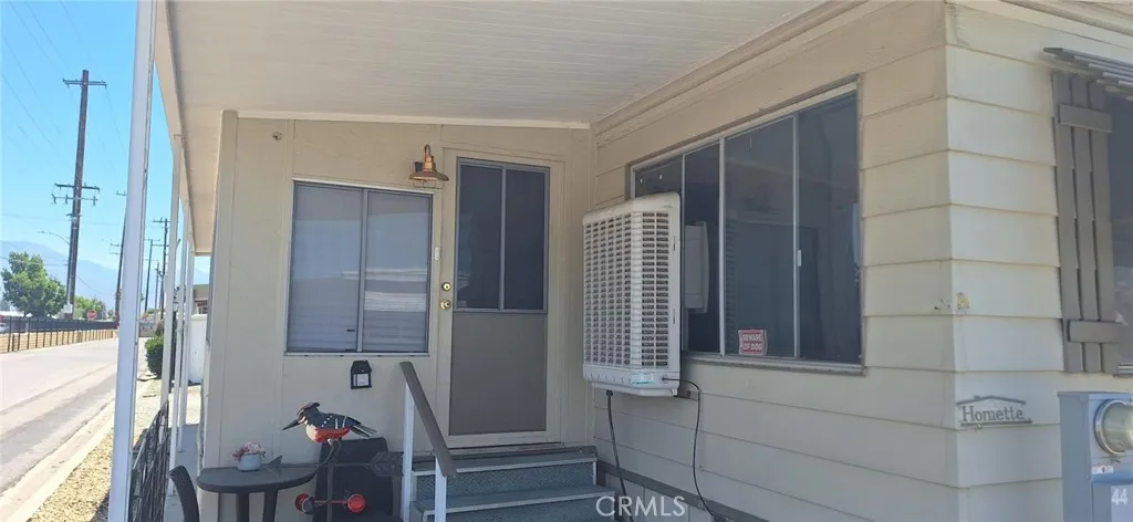 1895 W Devonshire 44, Hemet, California 92545