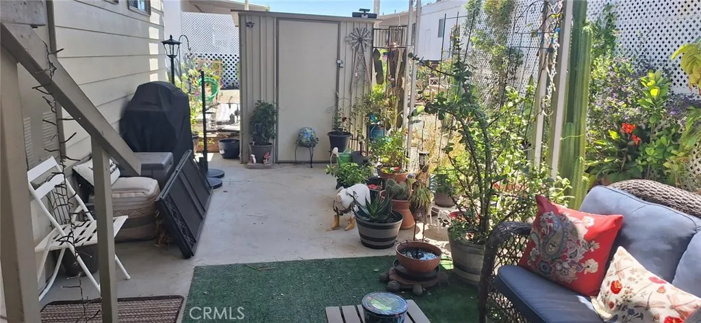 1895 W Devonshire 44, Hemet, California 92545