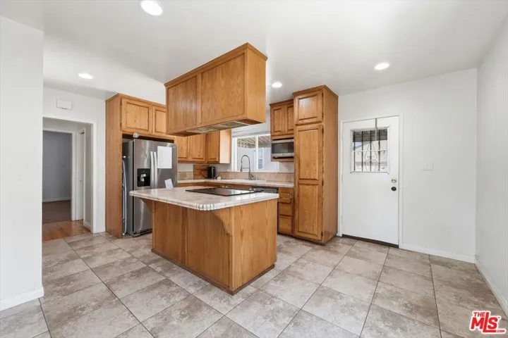 4254 Gaviota Avenue, Long Beach, California 90807