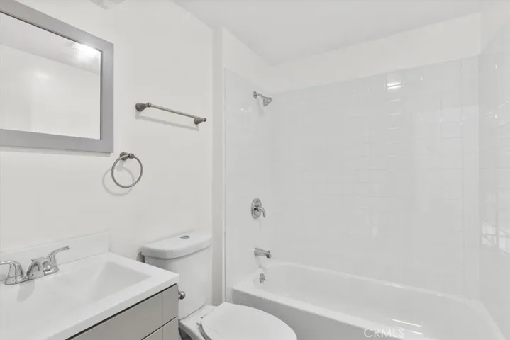 7033 Stewart And Gray Road 24, Downey, California 90240