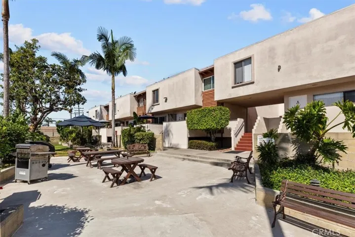 7033 Stewart And Gray Road 24, Downey, California 90240