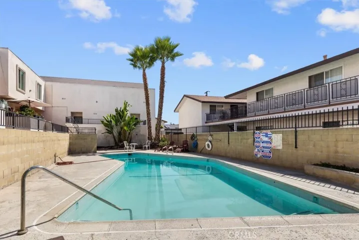 7033 Stewart And Gray Road 24, Downey, California 90240