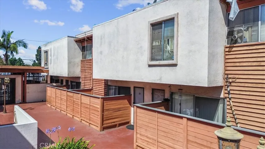 7033 Stewart And Gray Road 24, Downey, California 90240