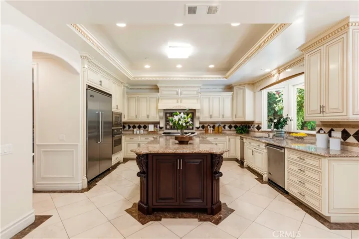 Gourmet Kitchen