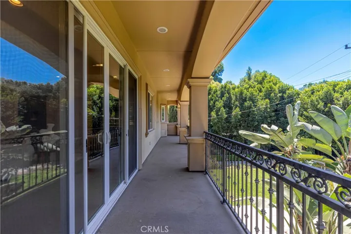 Primary suite Balcony