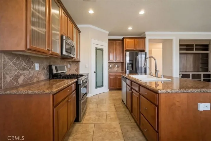 1160 Madrona, Barstow, California 92311