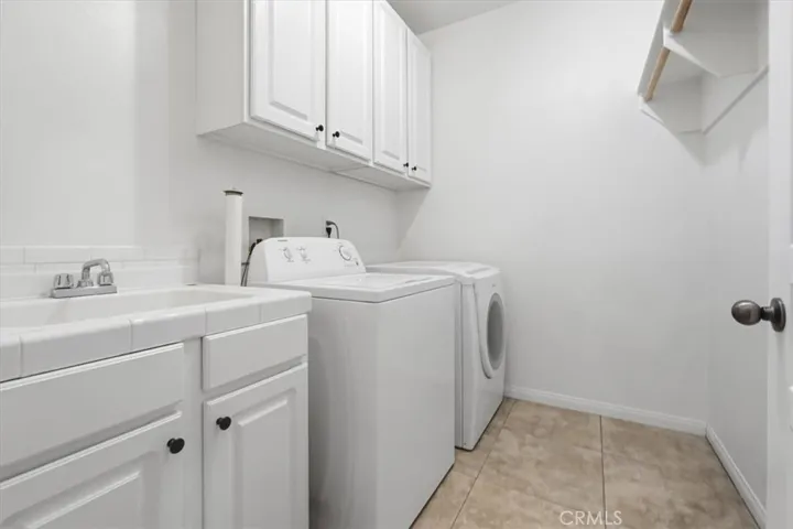 1160 Madrona, Barstow, California 92311