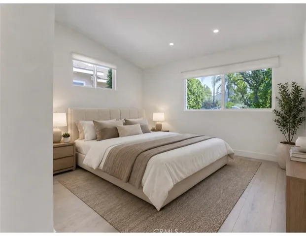 5515 Hermitage, Valley Village, California 91607